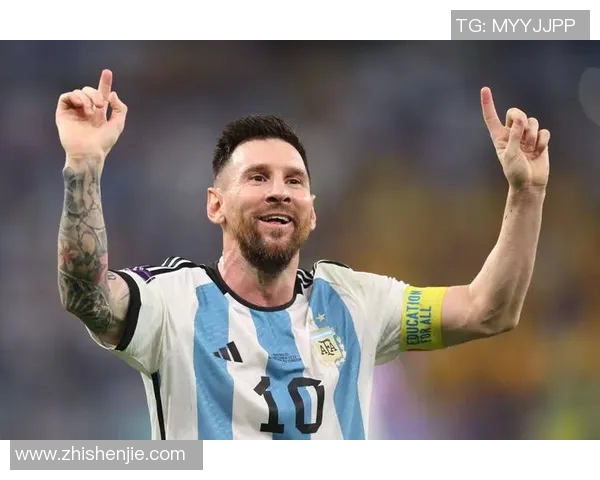 梅西球迷热爱足球的激情与追随者的故事分享